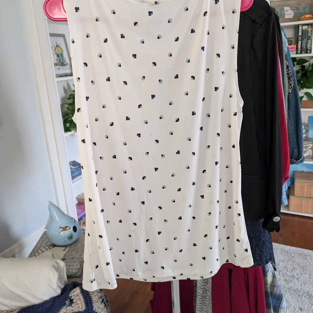 White Polka Dot Sleeveless Top - Picture 2 of 7